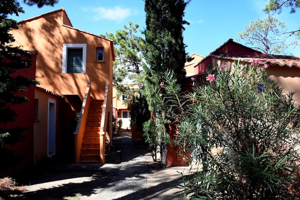 Residence Cala Bianca Borgo  Εξωτερικό φωτογραφία