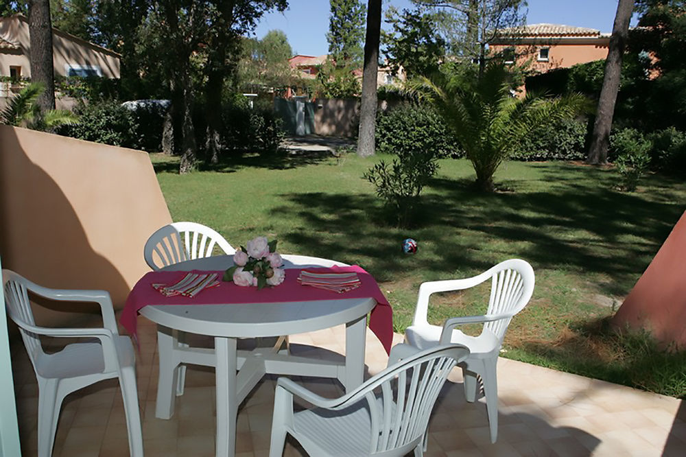 Residence Cala Bianca Borgo  Εξωτερικό φωτογραφία